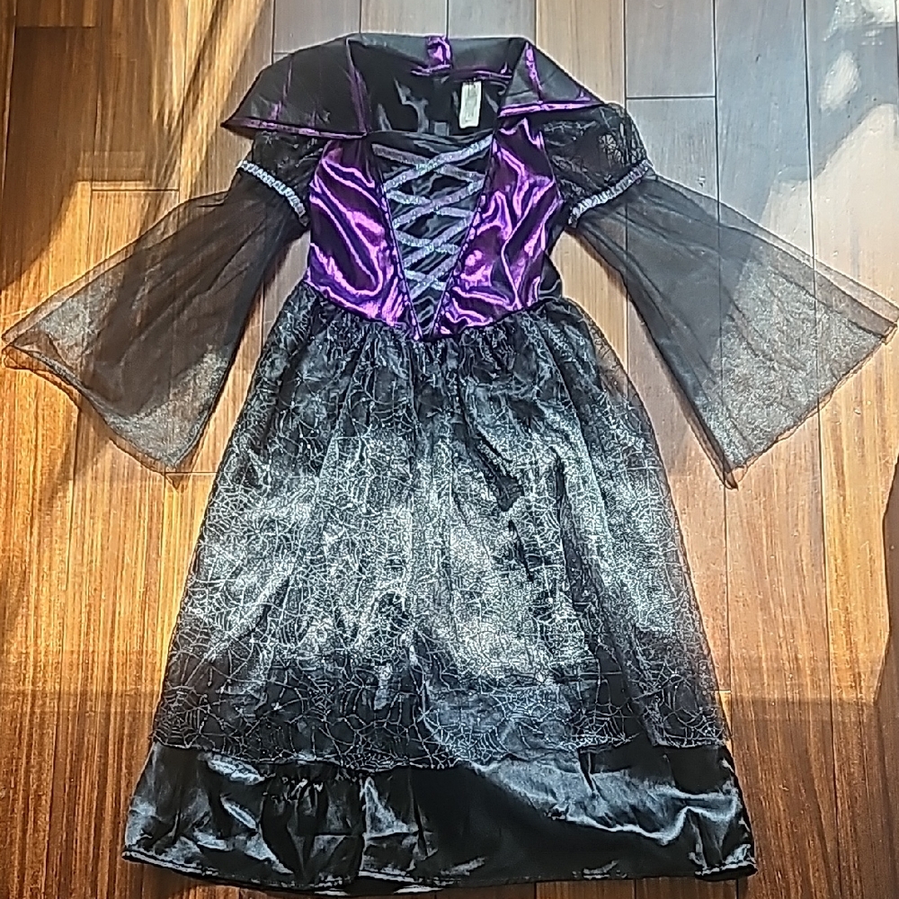Enchanting Purple and Black Witch Costume for Kids
